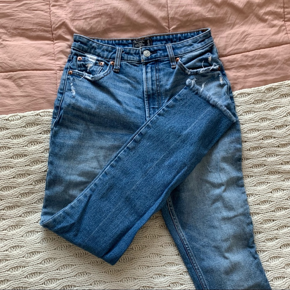 Abercrombie High Rise Slim Fit Jeans